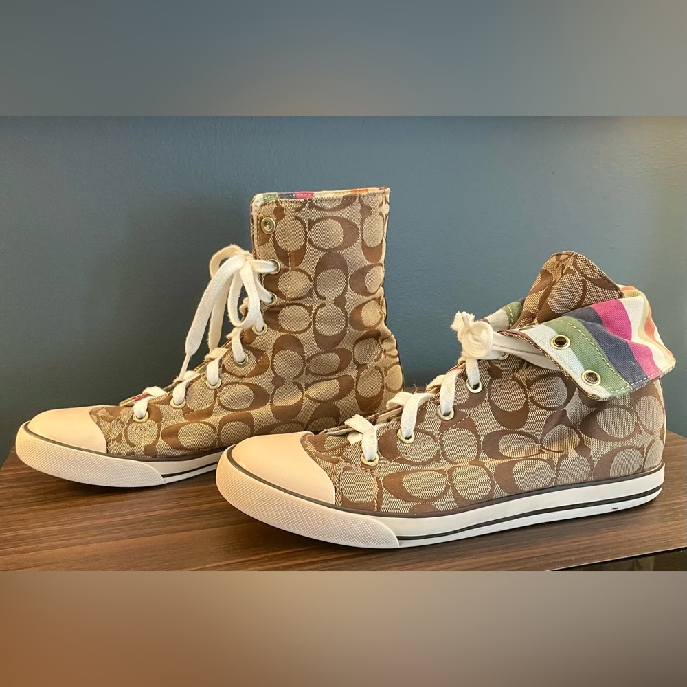 Coach - Women’s - Size 8.5 - High Tops - EUC - Picture 4 of 5